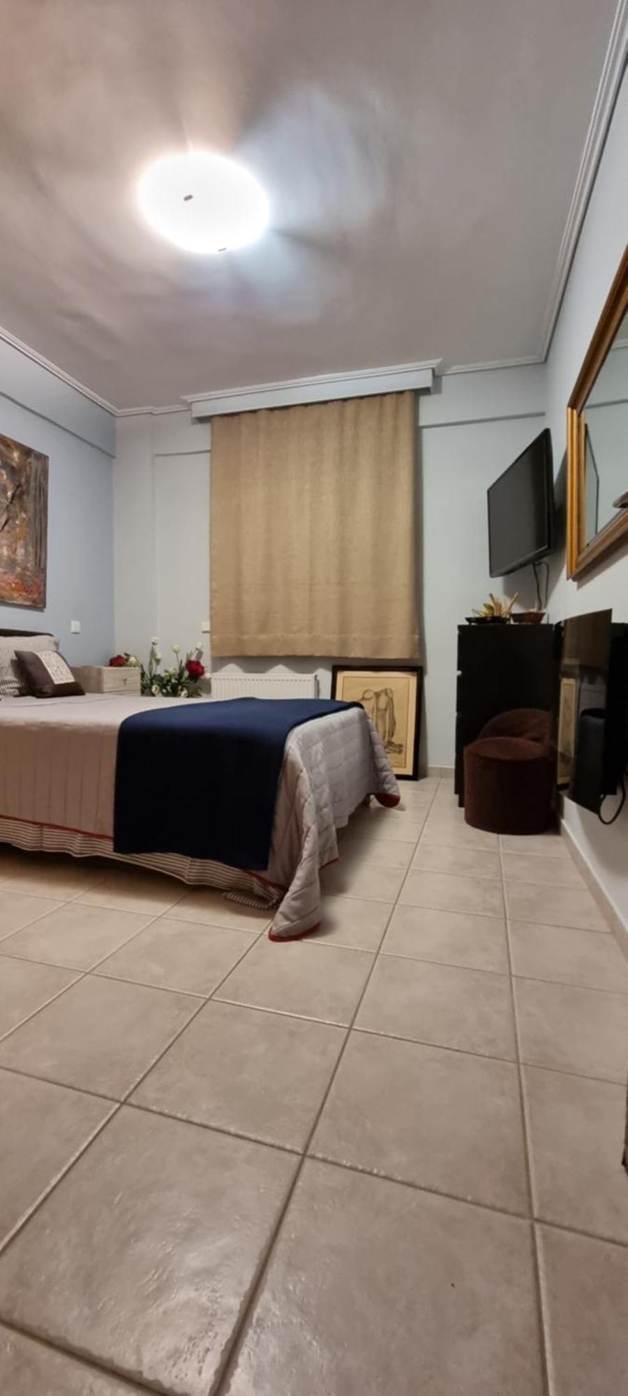 Apartment μεγάλος χώρος με γυμναστήριο-χαμάμ-κρεβάτι-γραφείο Kryoneri (Attica)